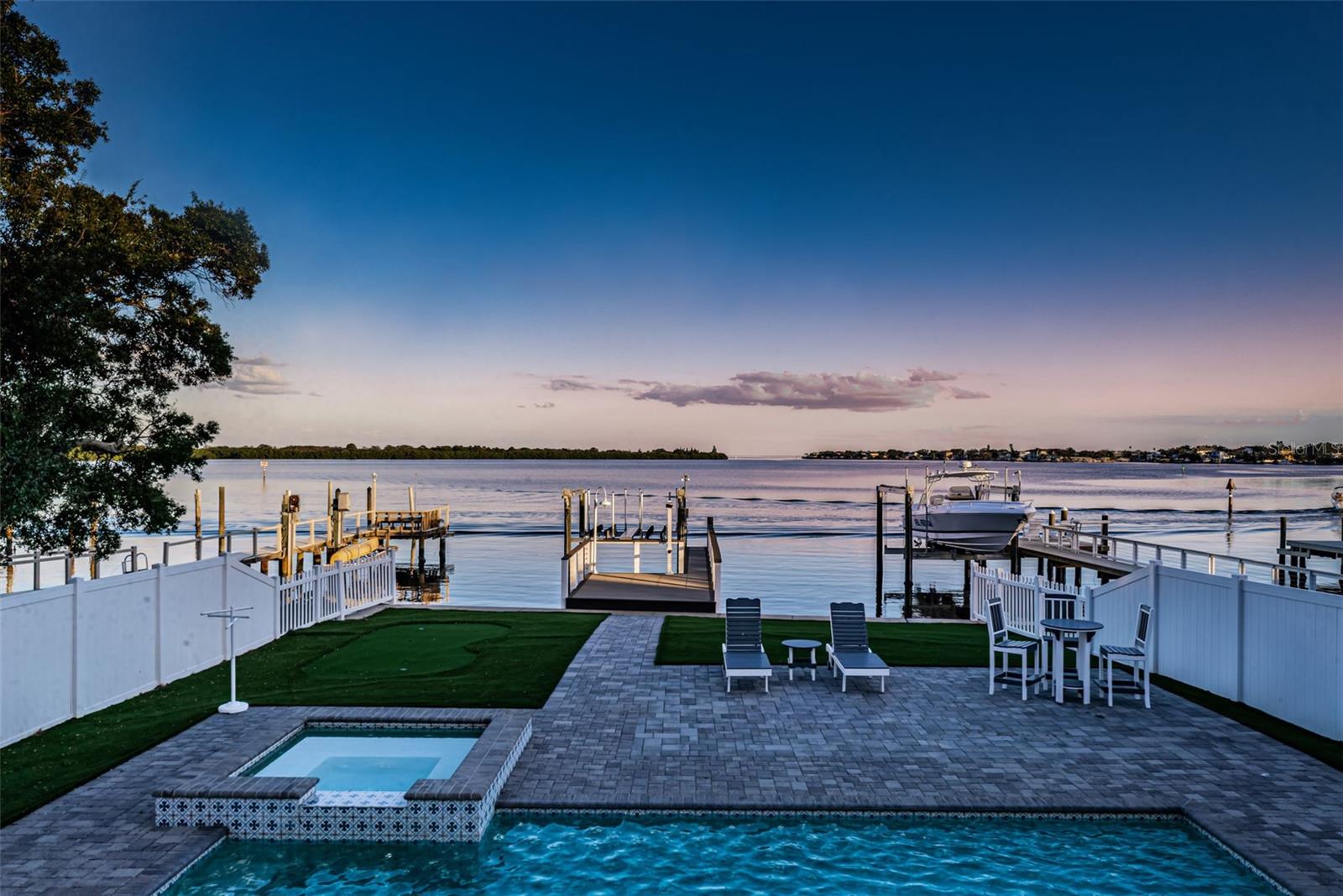 SHORE ACRES BAYOU GRANDE SEC - Residential