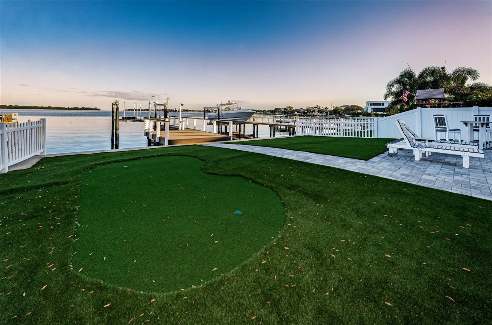 SHORE ACRES BAYOU GRANDE SEC - Residential