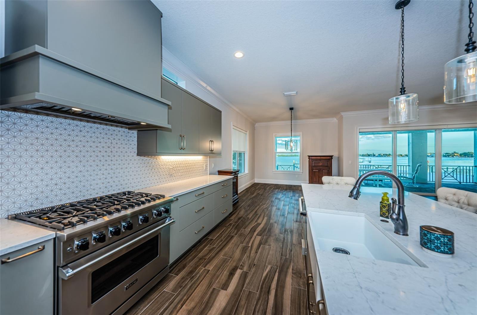 SHORE ACRES BAYOU GRANDE SEC - Residential