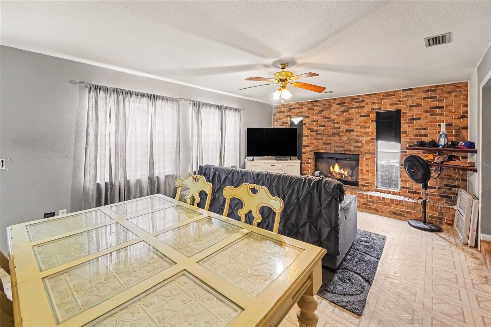 7991 ABERDEEN CIRCLE