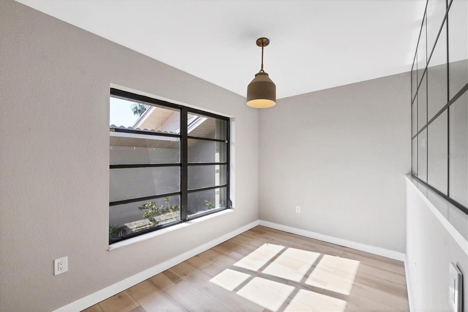 ENGLEWOOD ISLES SUB - Residential