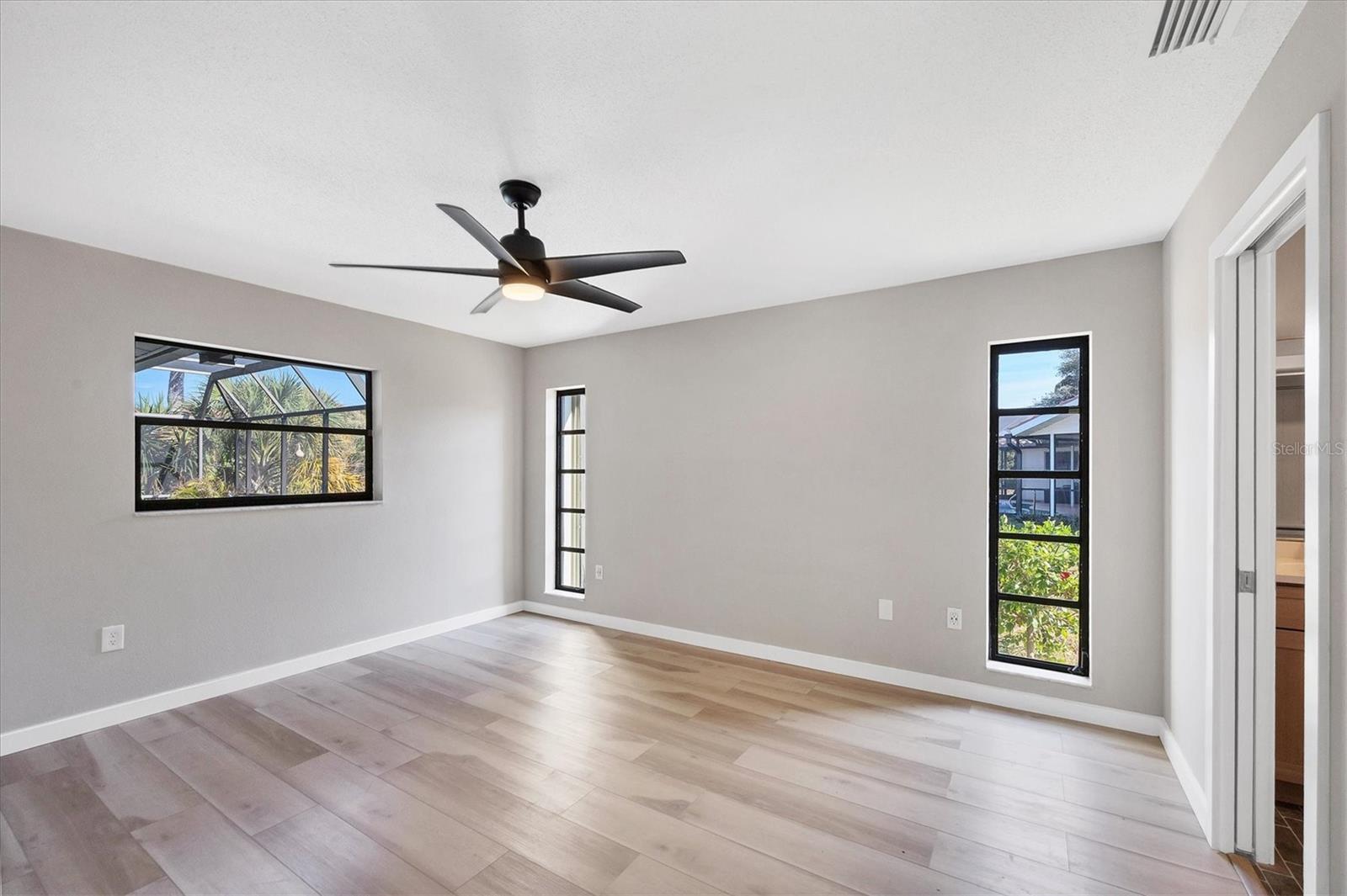 ENGLEWOOD ISLES SUB - Residential