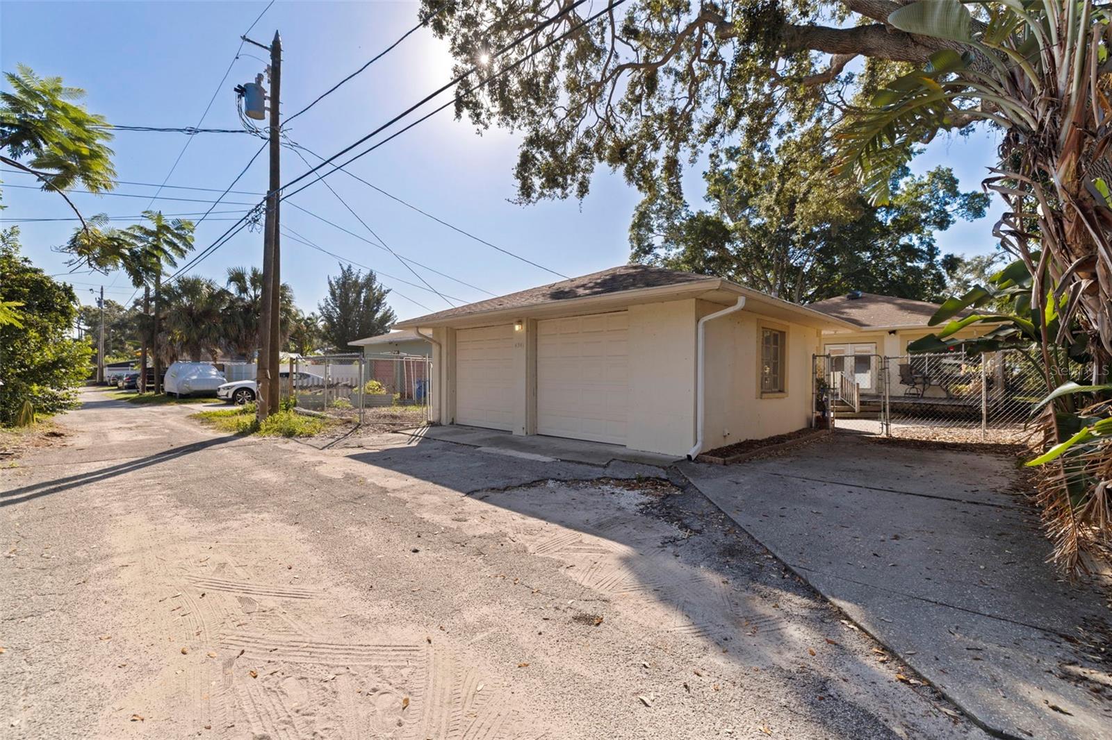 INTER BAY - Residential