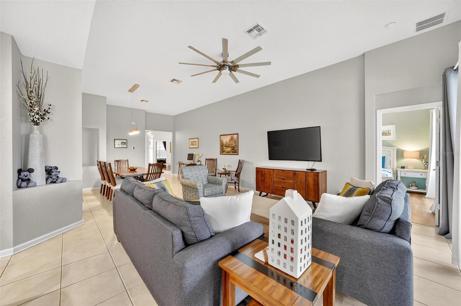 WINDSOR HILLS PH 6 - Residential