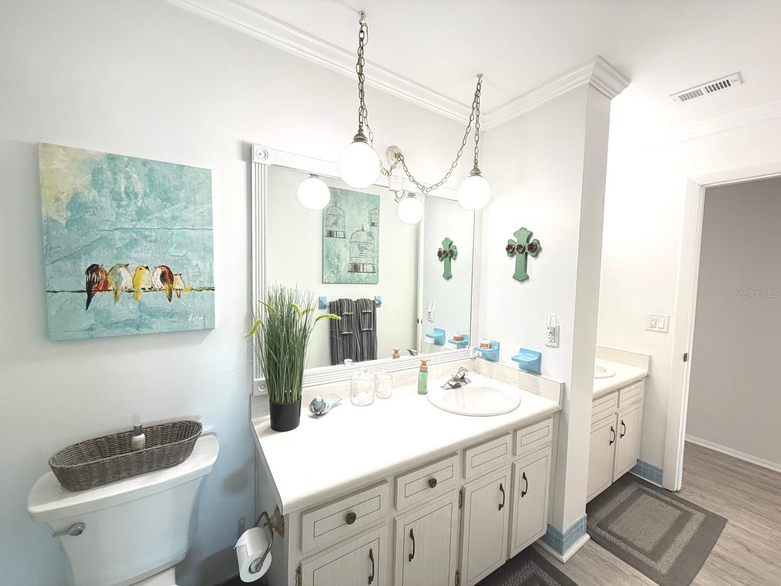 HARBOUR CLUB CONDO 2 - Residential