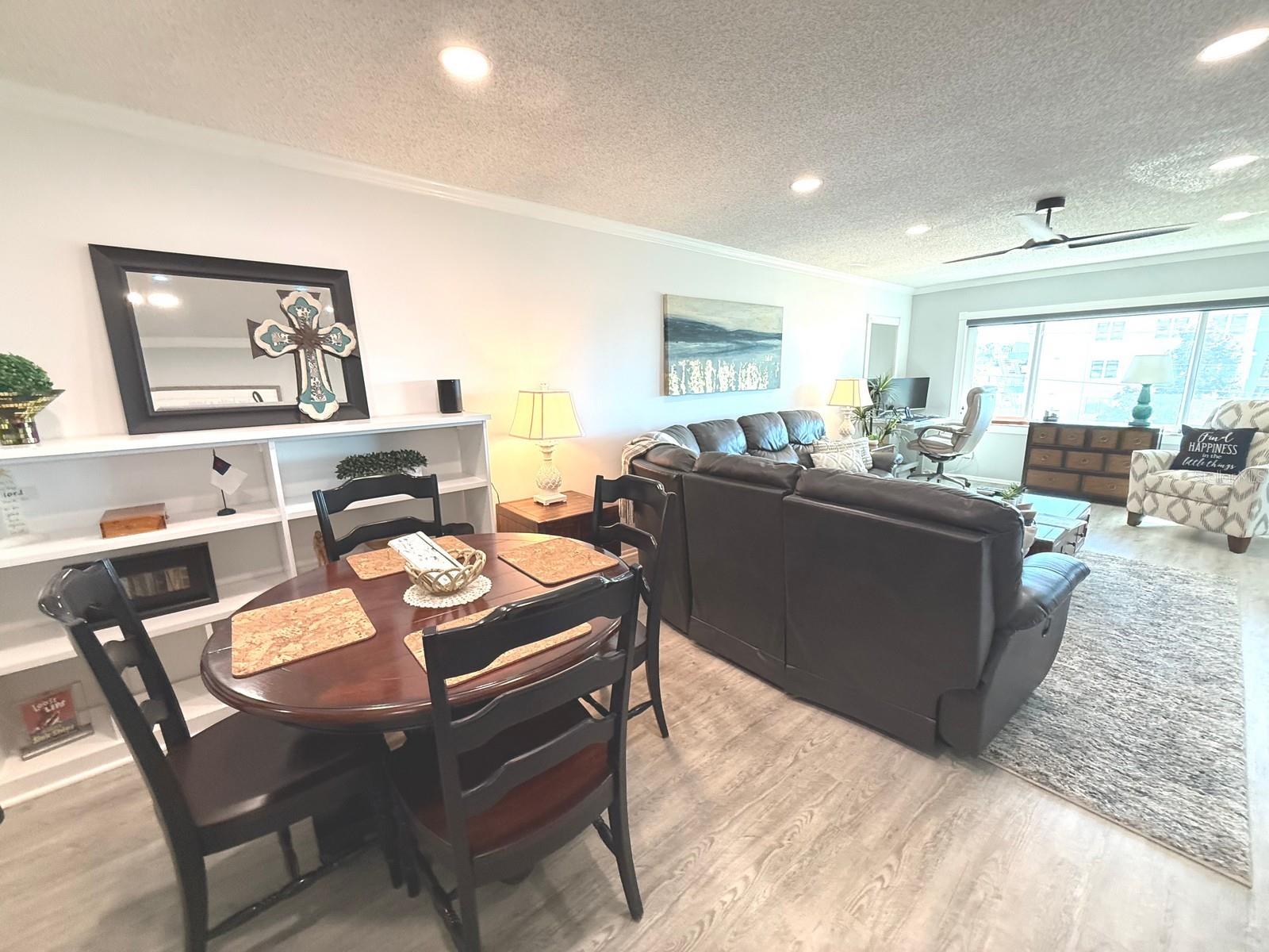 HARBOUR CLUB CONDO 2 - Residential