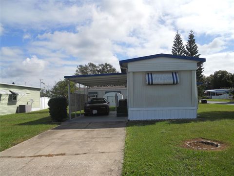 A home in LAKE ALFRED