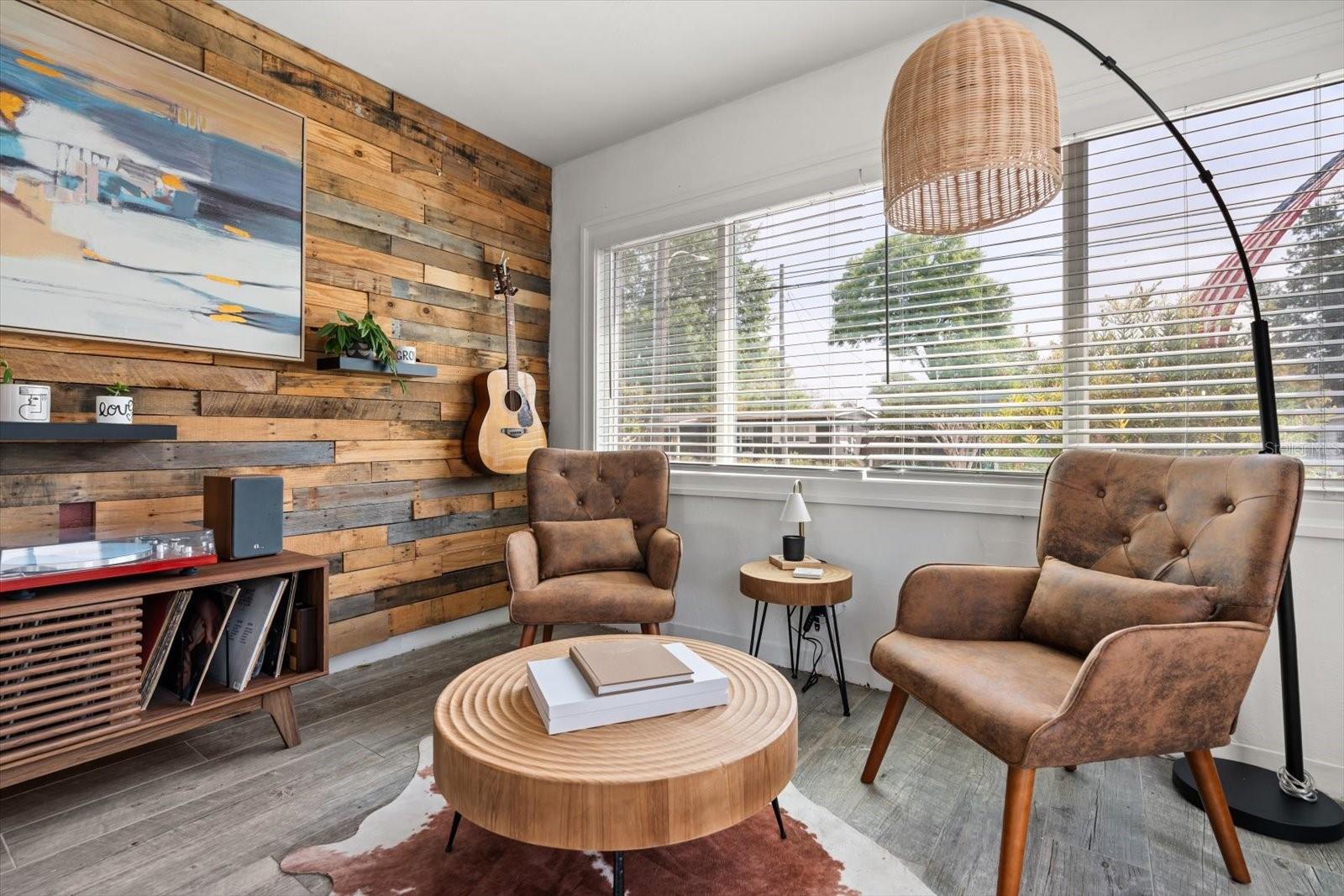 EASTWOOD - Residential