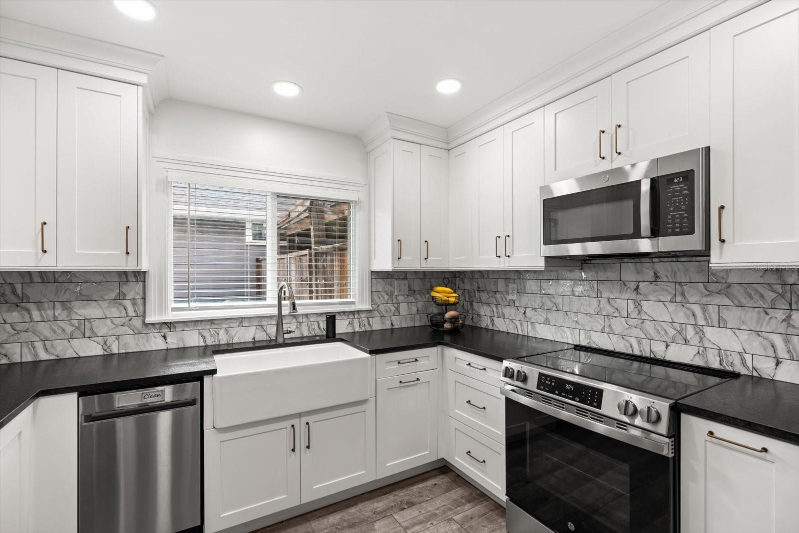 EASTWOOD - Residential