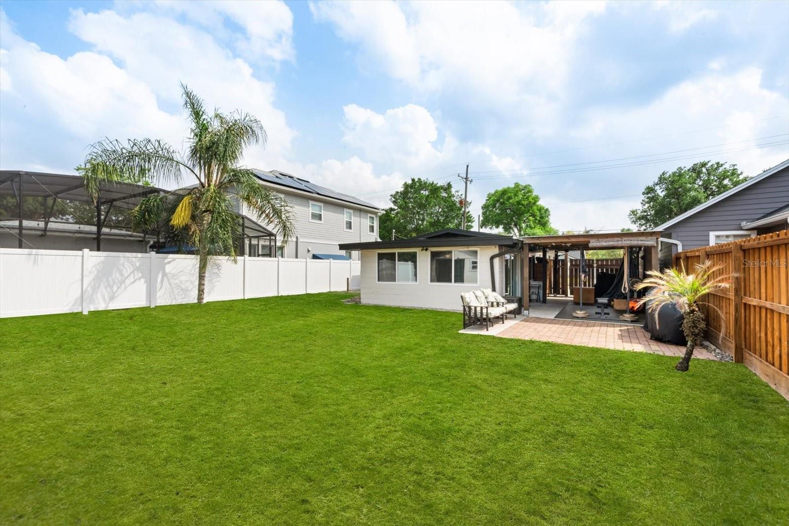 EASTWOOD - Residential