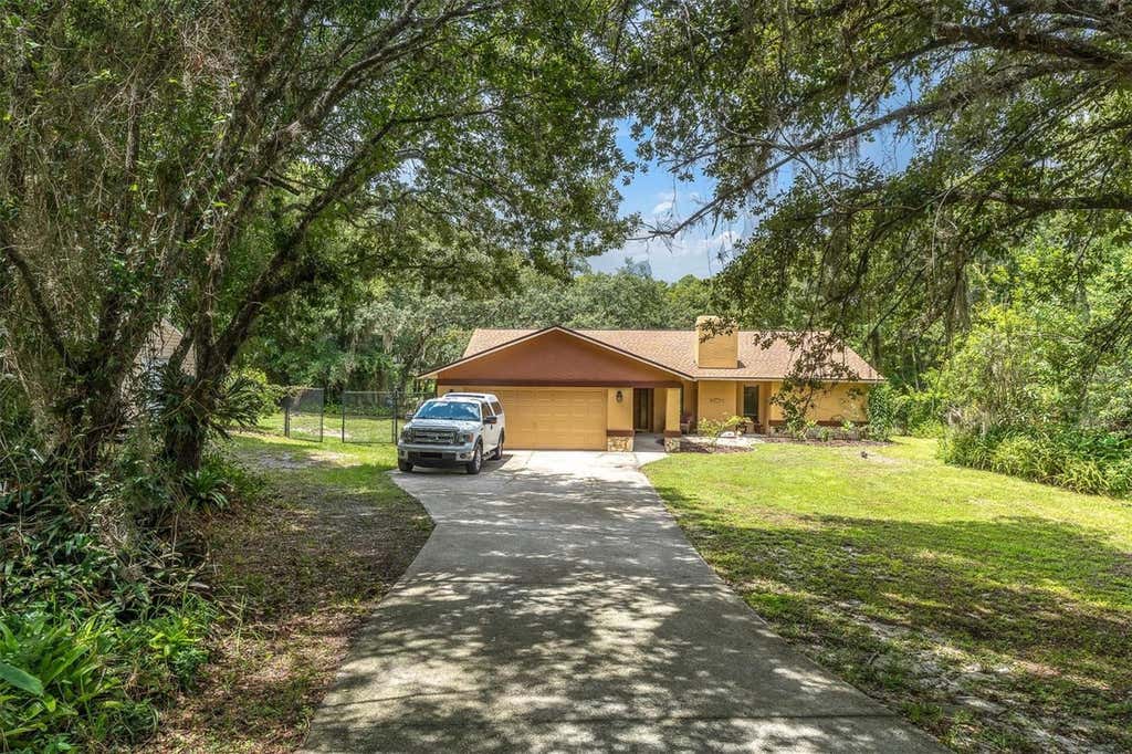 Photo of 6812 Ridge Top Drive, New Port Richey, FL 34655 (MLS # TB8522973)