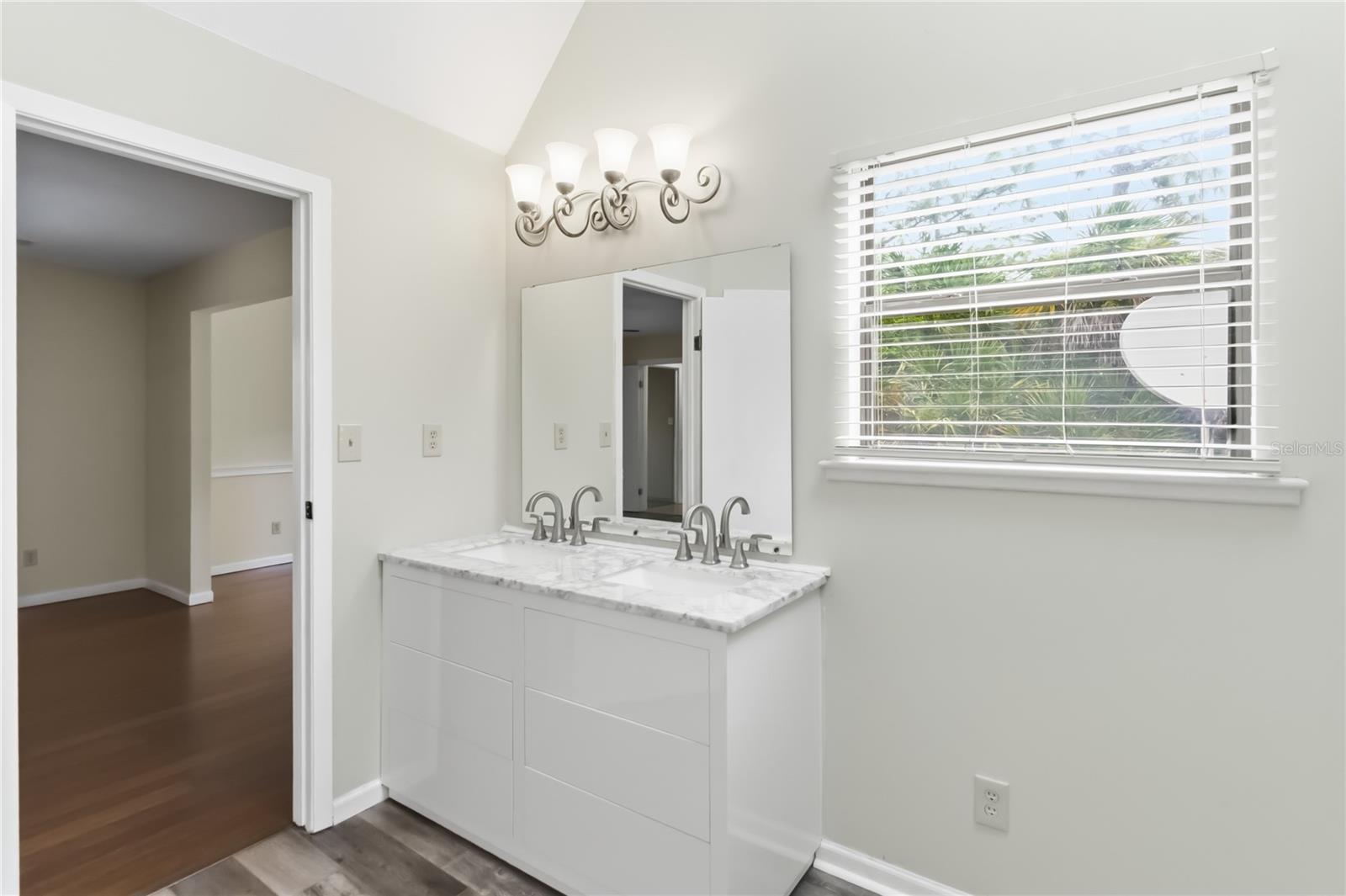 BAY LAKE RANCH UNIT 3 - Residential