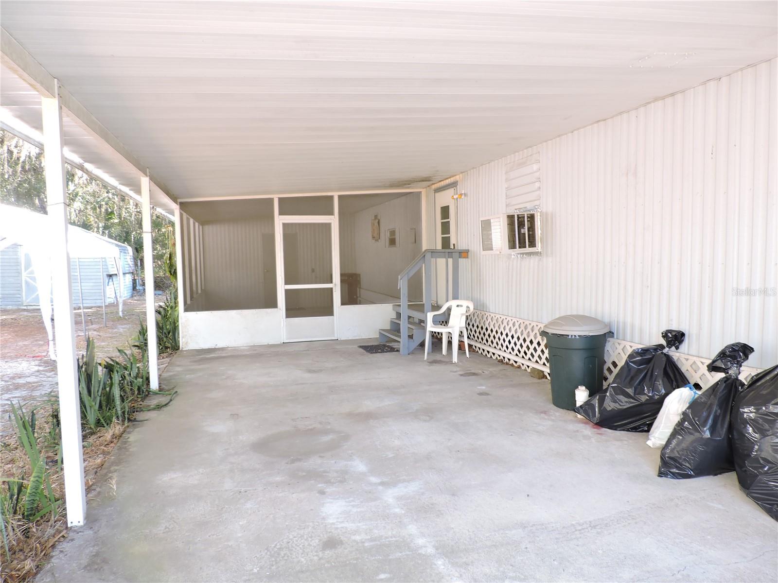 LAKE ROSALIE OAKS - Residential