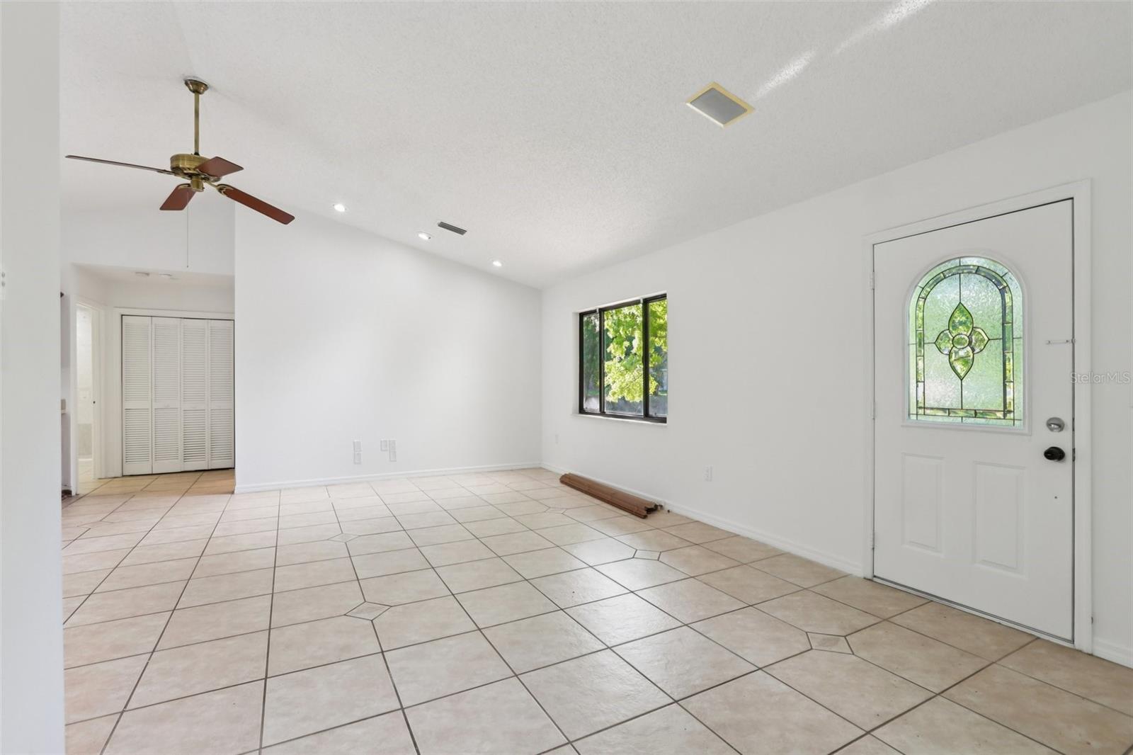 THE MANORS AT CRYSTAL LAKES - Residential