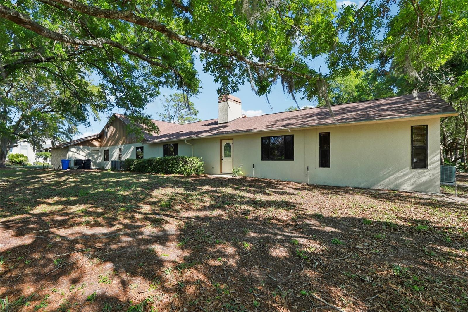 THE MANORS AT CRYSTAL LAKES - Residential