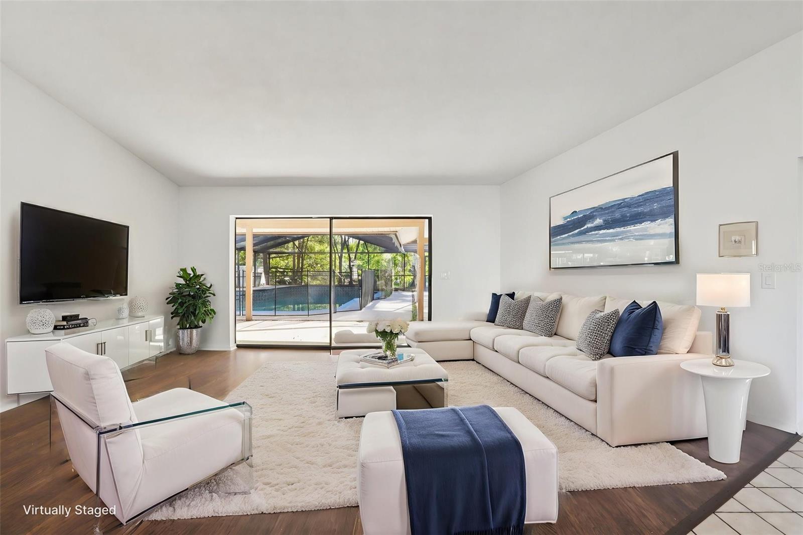 THE MANORS AT CRYSTAL LAKES - Residential