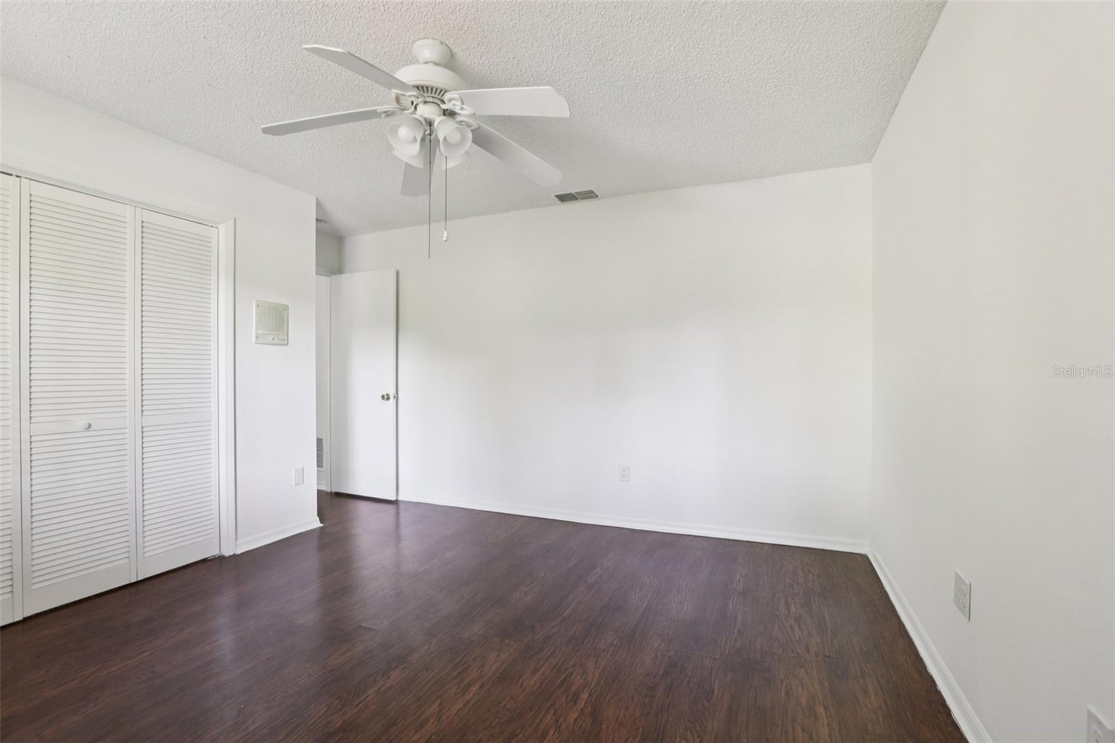 THE MANORS AT CRYSTAL LAKES - Residential