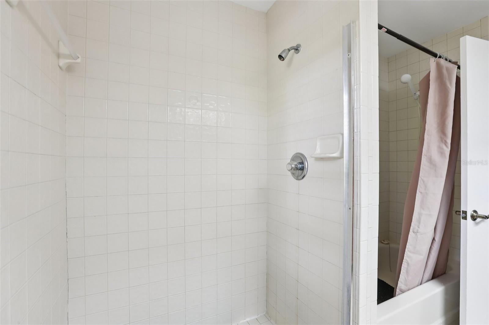 THE MANORS AT CRYSTAL LAKES - Residential