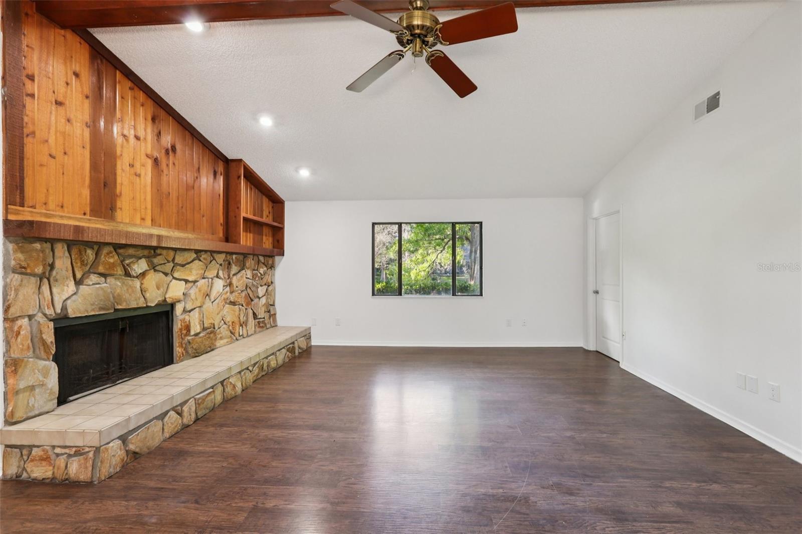 THE MANORS AT CRYSTAL LAKES - Residential