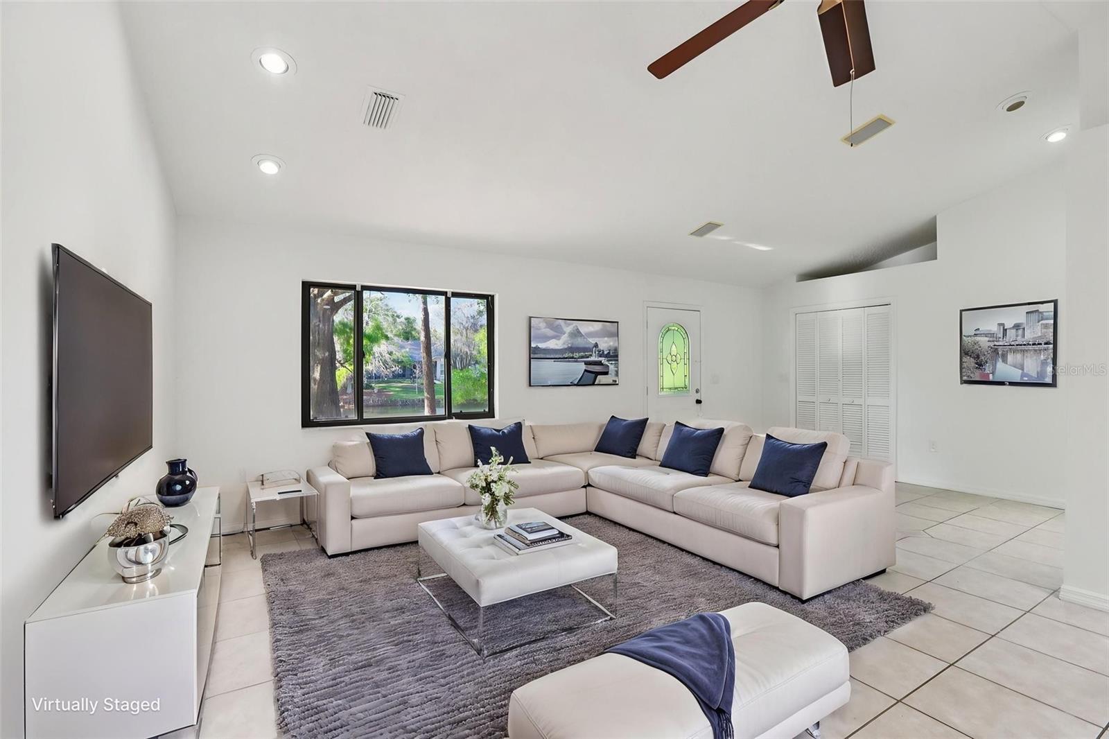 THE MANORS AT CRYSTAL LAKES - Residential