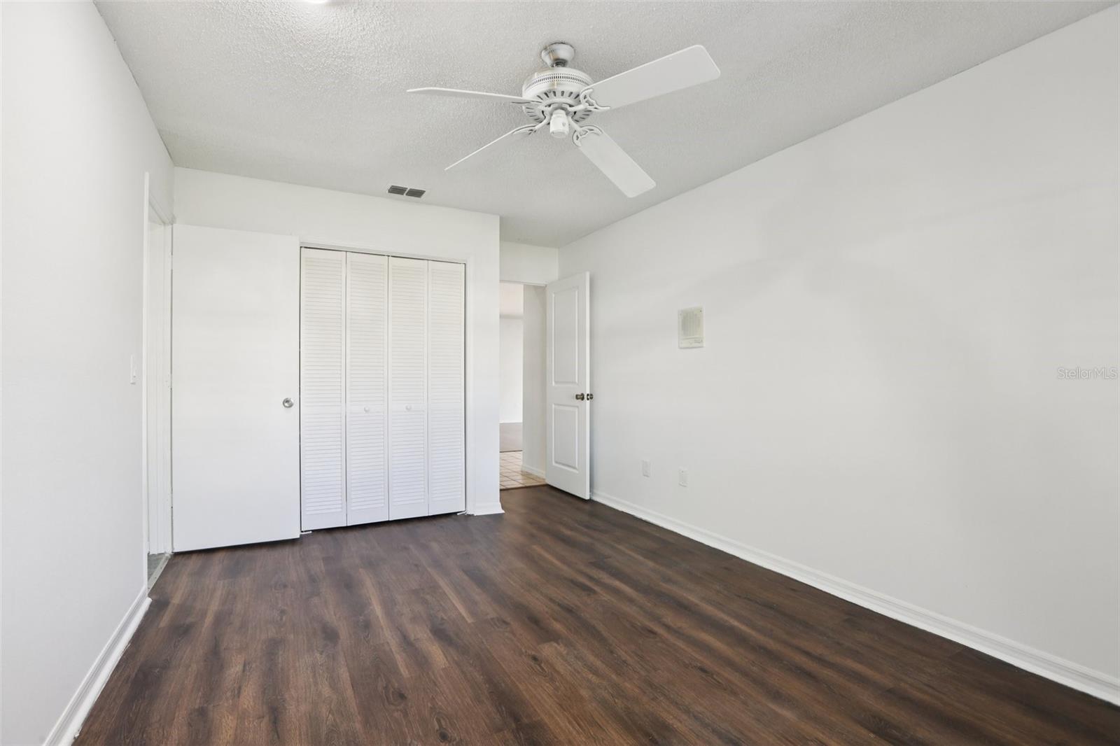 THE MANORS AT CRYSTAL LAKES - Residential