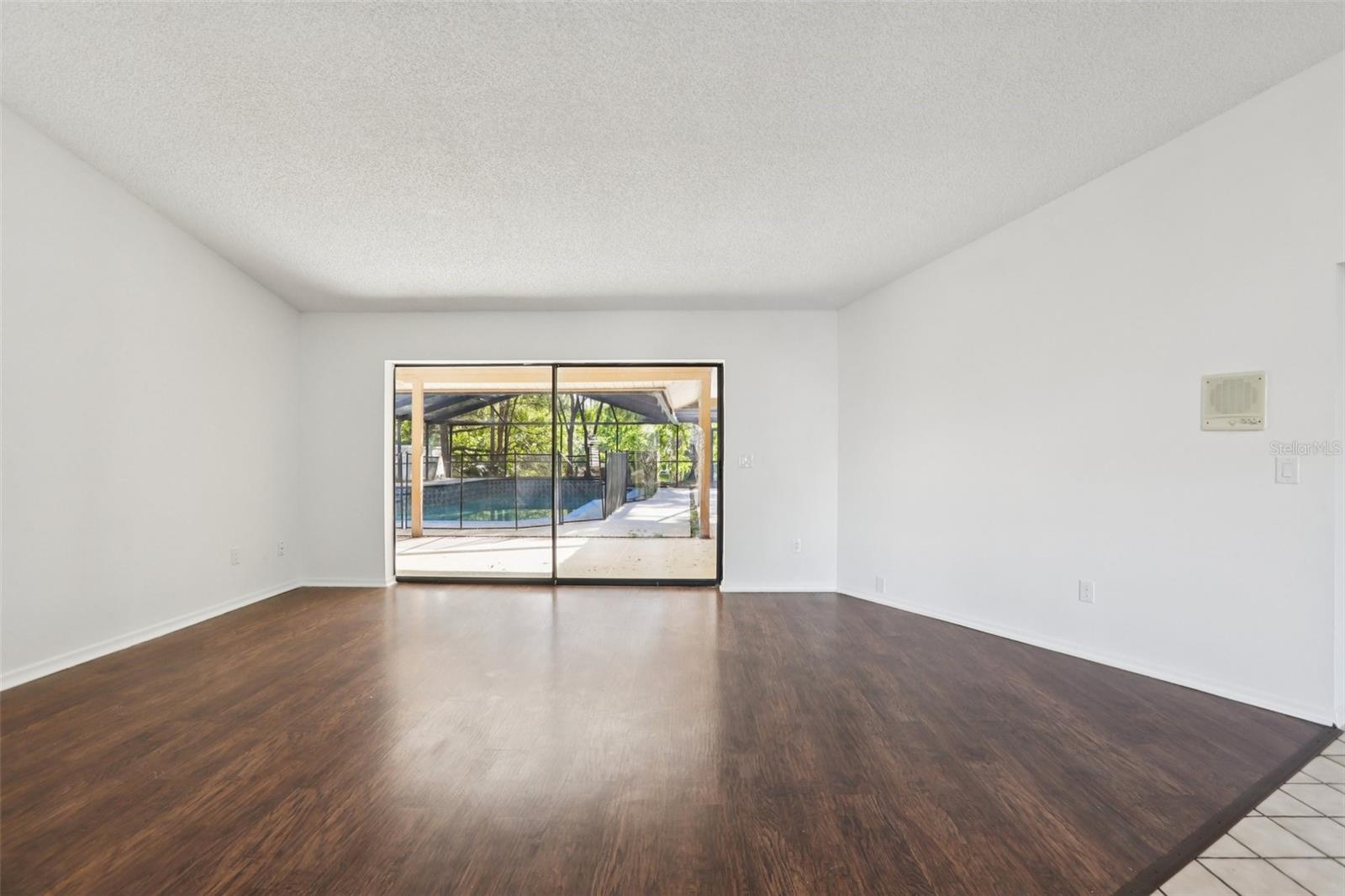 THE MANORS AT CRYSTAL LAKES - Residential