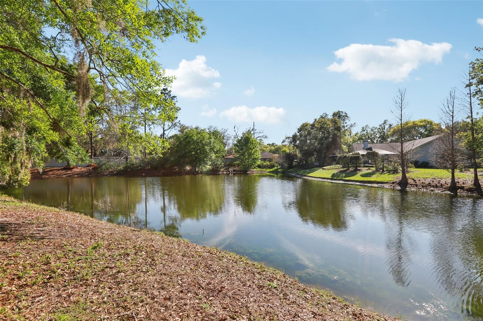 THE MANORS AT CRYSTAL LAKES - Residential