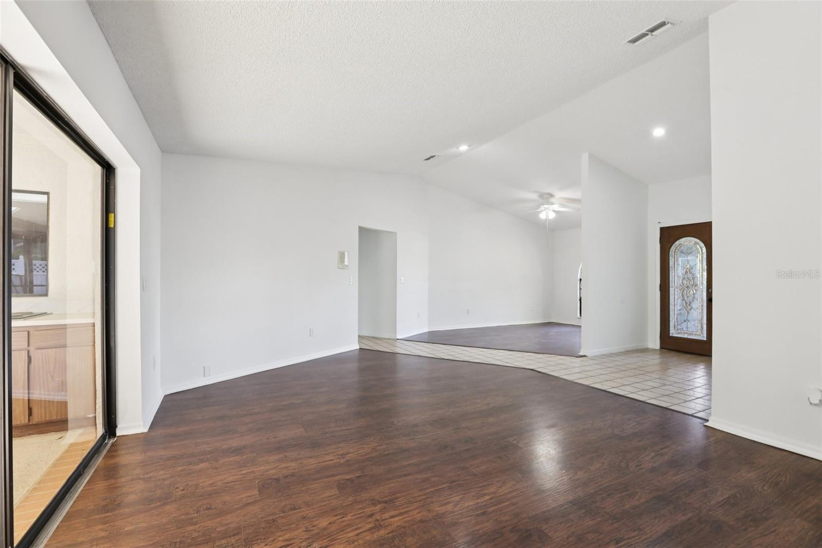 THE MANORS AT CRYSTAL LAKES - Residential