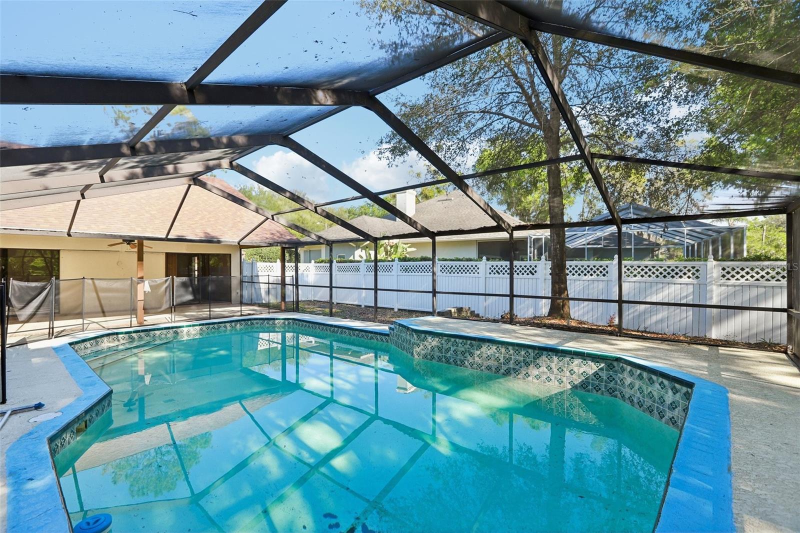 THE MANORS AT CRYSTAL LAKES - Residential