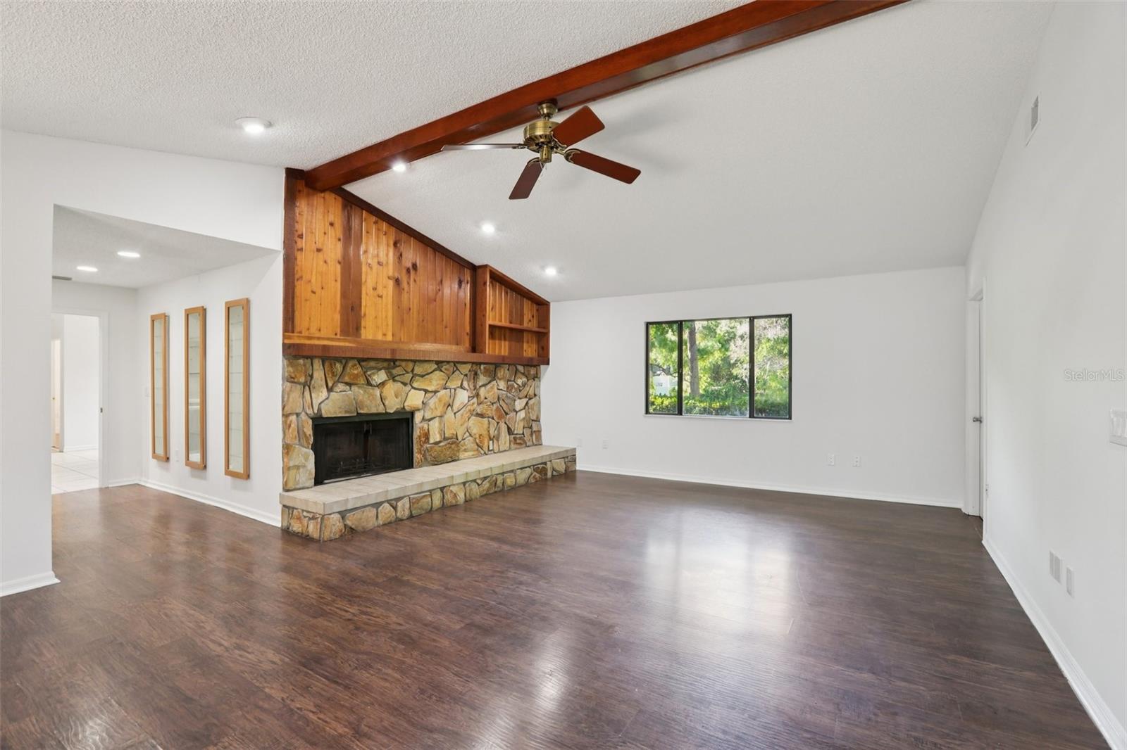 THE MANORS AT CRYSTAL LAKES - Residential