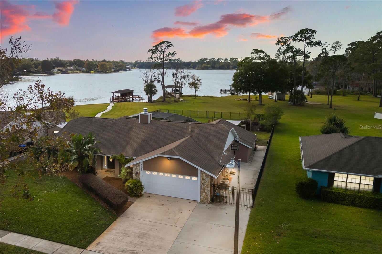 4512 BRIDGEWATER DRIVE