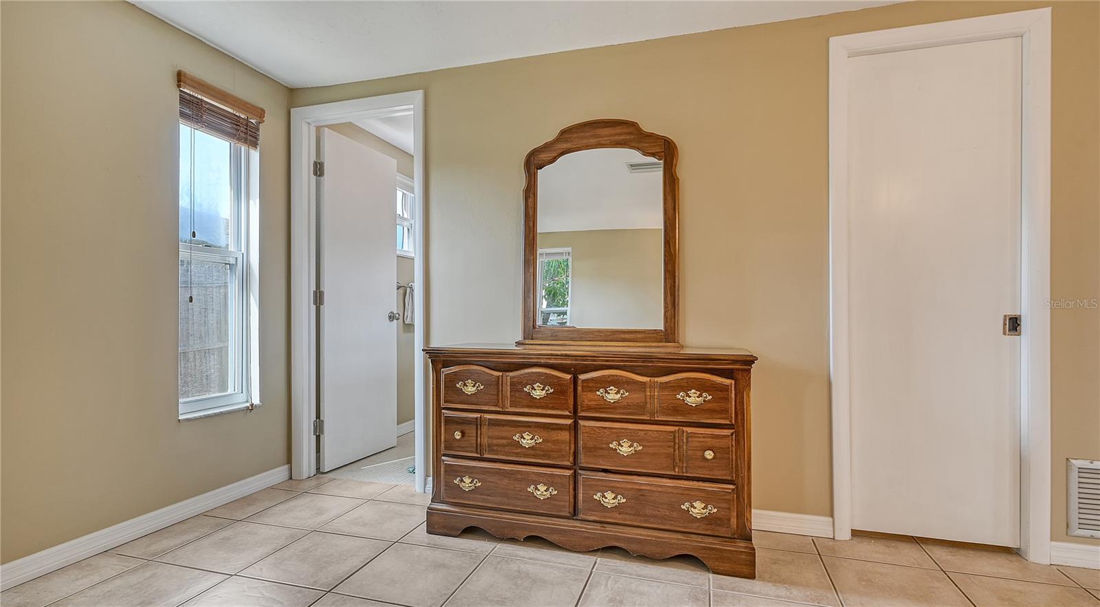 VENICE EAST 5TH ADD - Residential