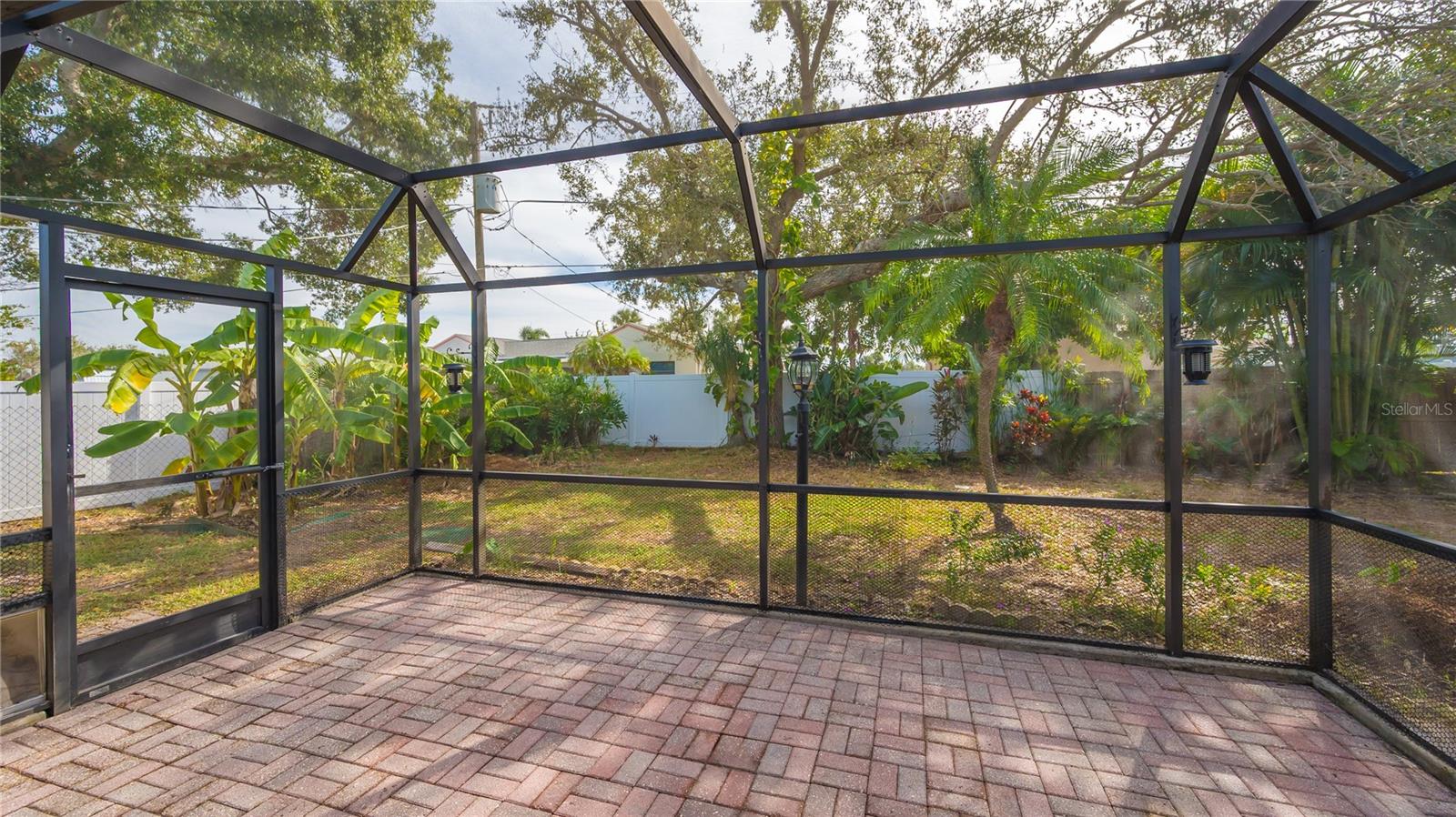 VENICE EAST 5TH ADD - Residential