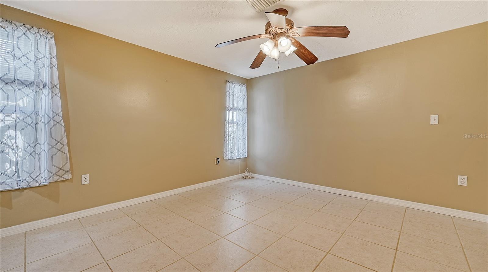 VENICE EAST 5TH ADD - Residential