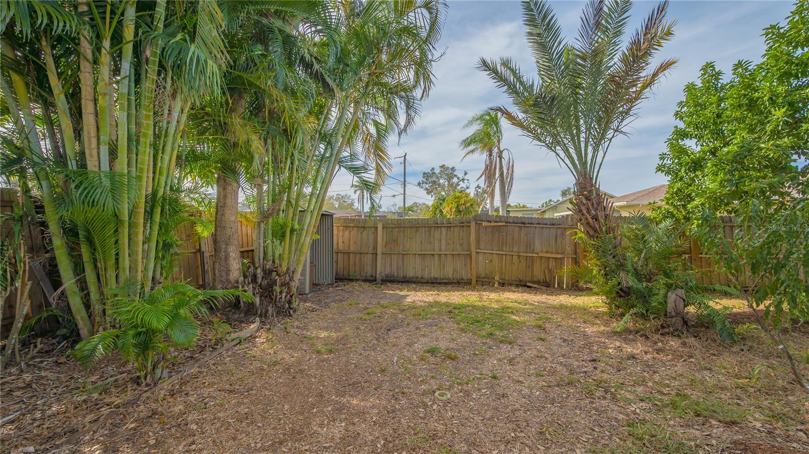 VENICE EAST 5TH ADD - Residential