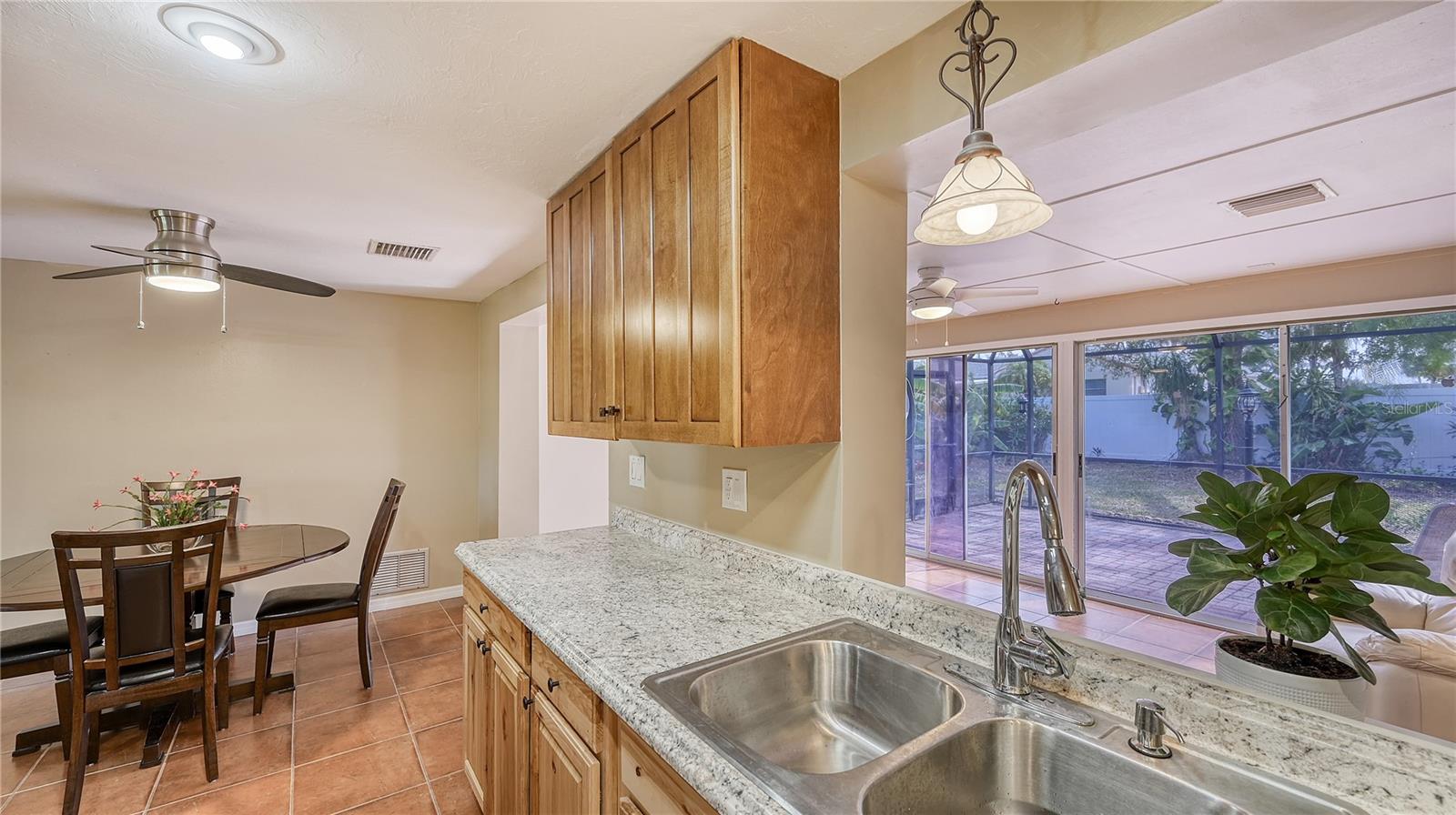 VENICE EAST 5TH ADD - Residential