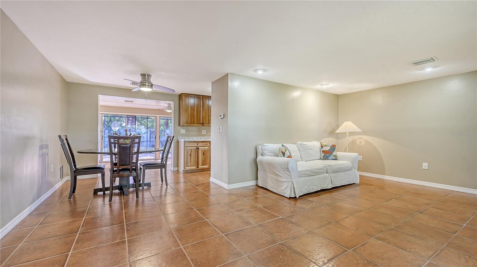 VENICE EAST 5TH ADD - Residential