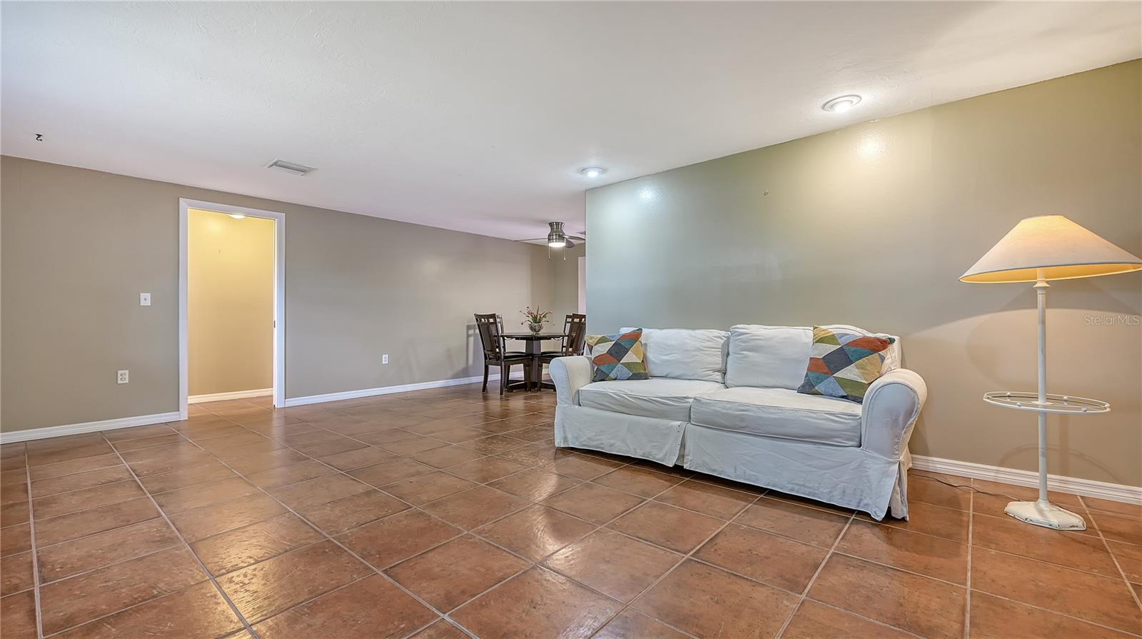 VENICE EAST 5TH ADD - Residential