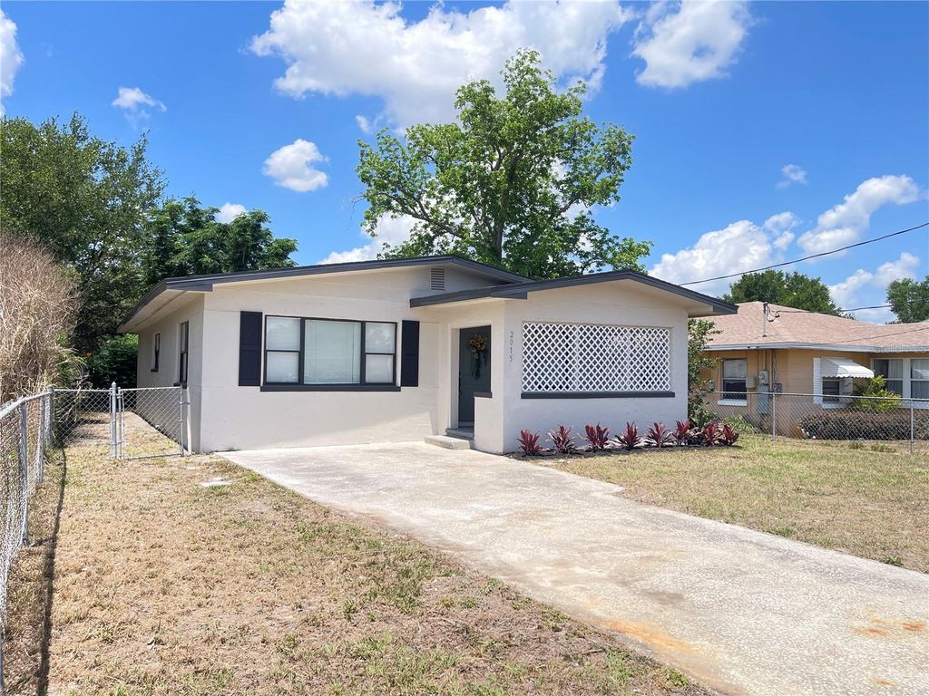 Photo of 2015 6th Street NE, Winter Haven, FL 33881 (MLS # O6403905)