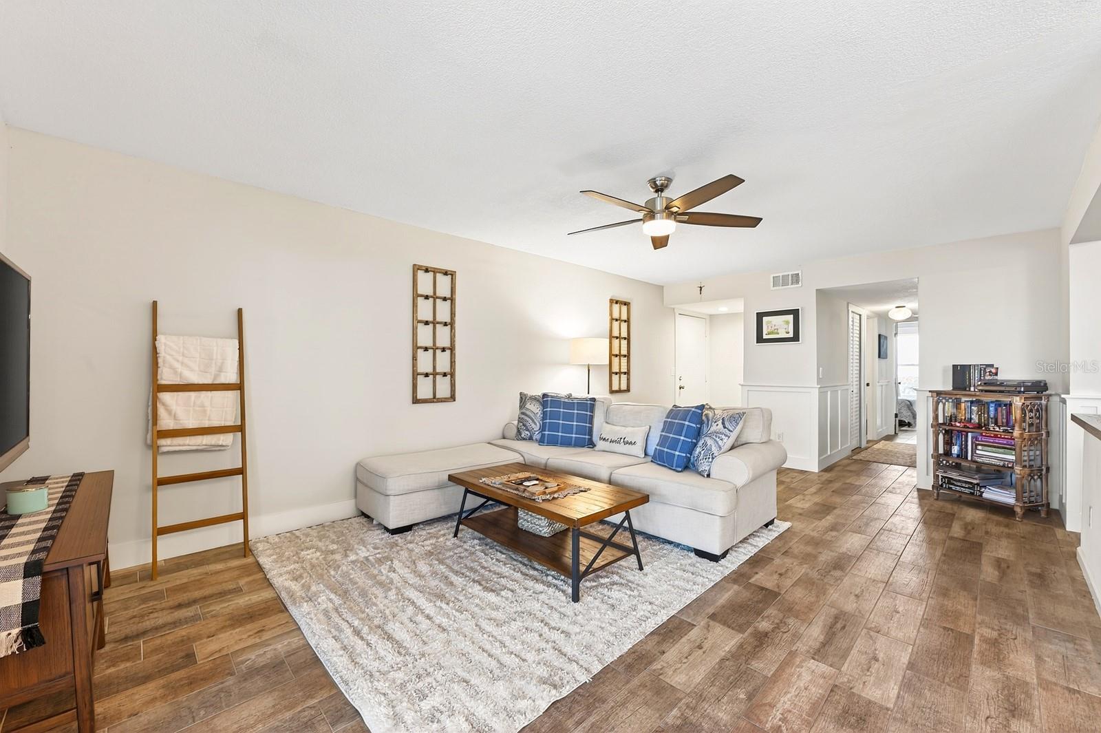 2412 TACK ROOM LANE 6