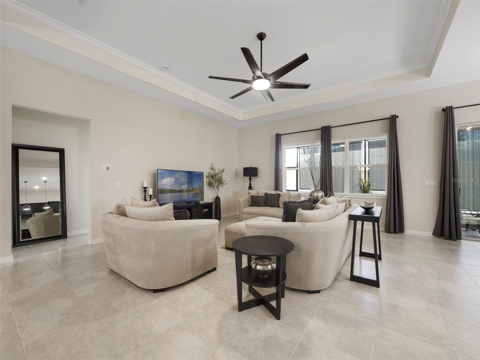 SAVANNAH PALMS - Residential