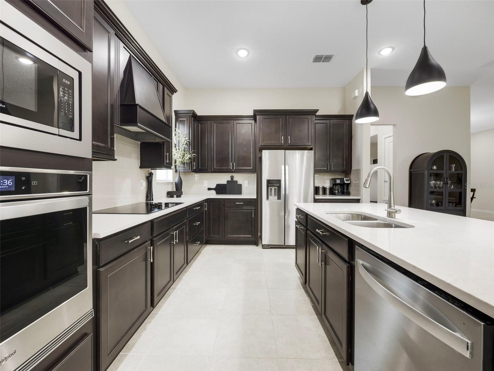 SAVANNAH PALMS - Residential