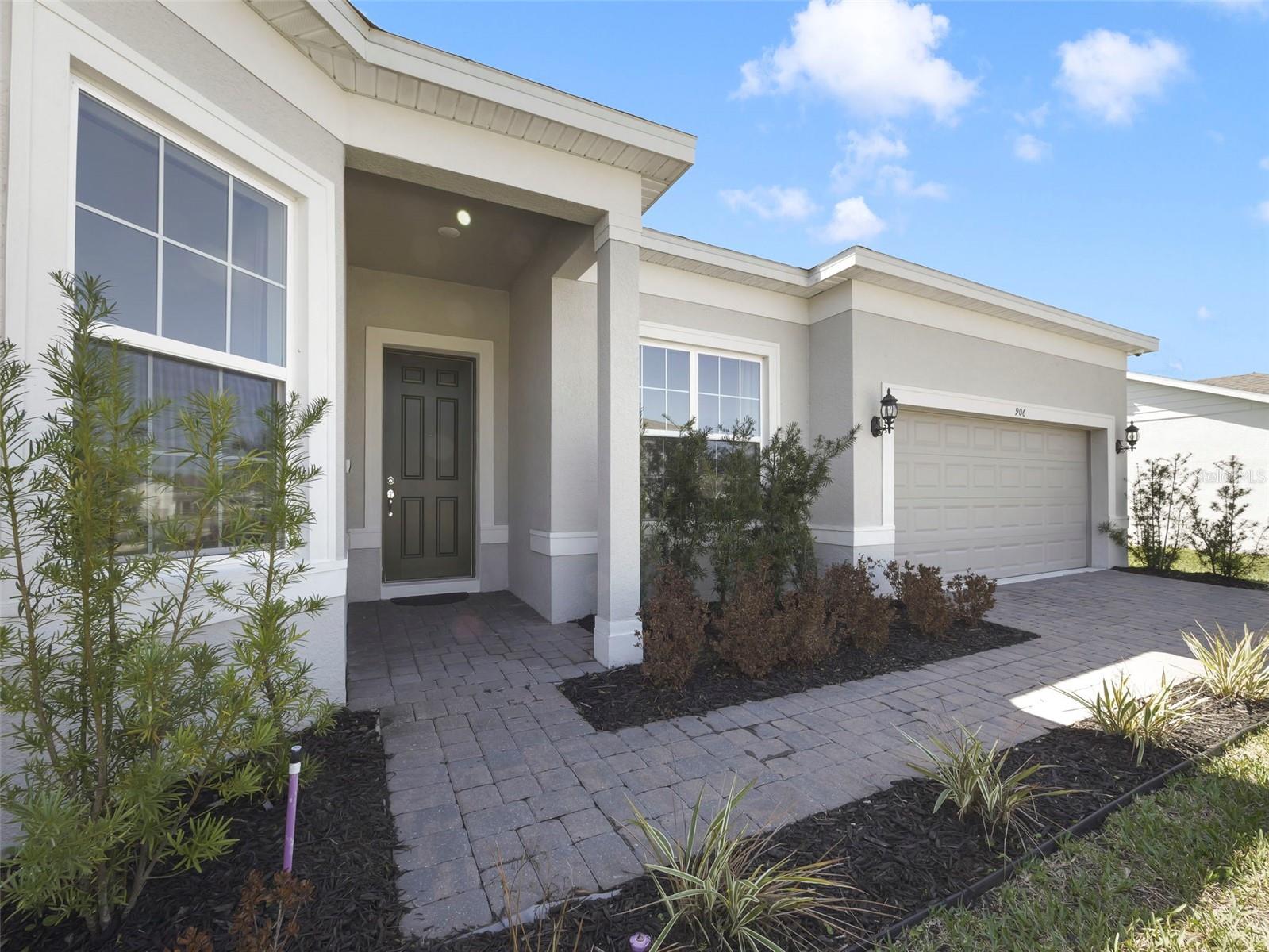 SAVANNAH PALMS - Residential