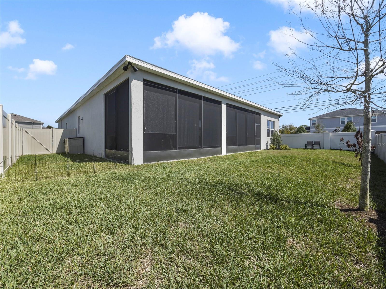 SAVANNAH PALMS - Residential