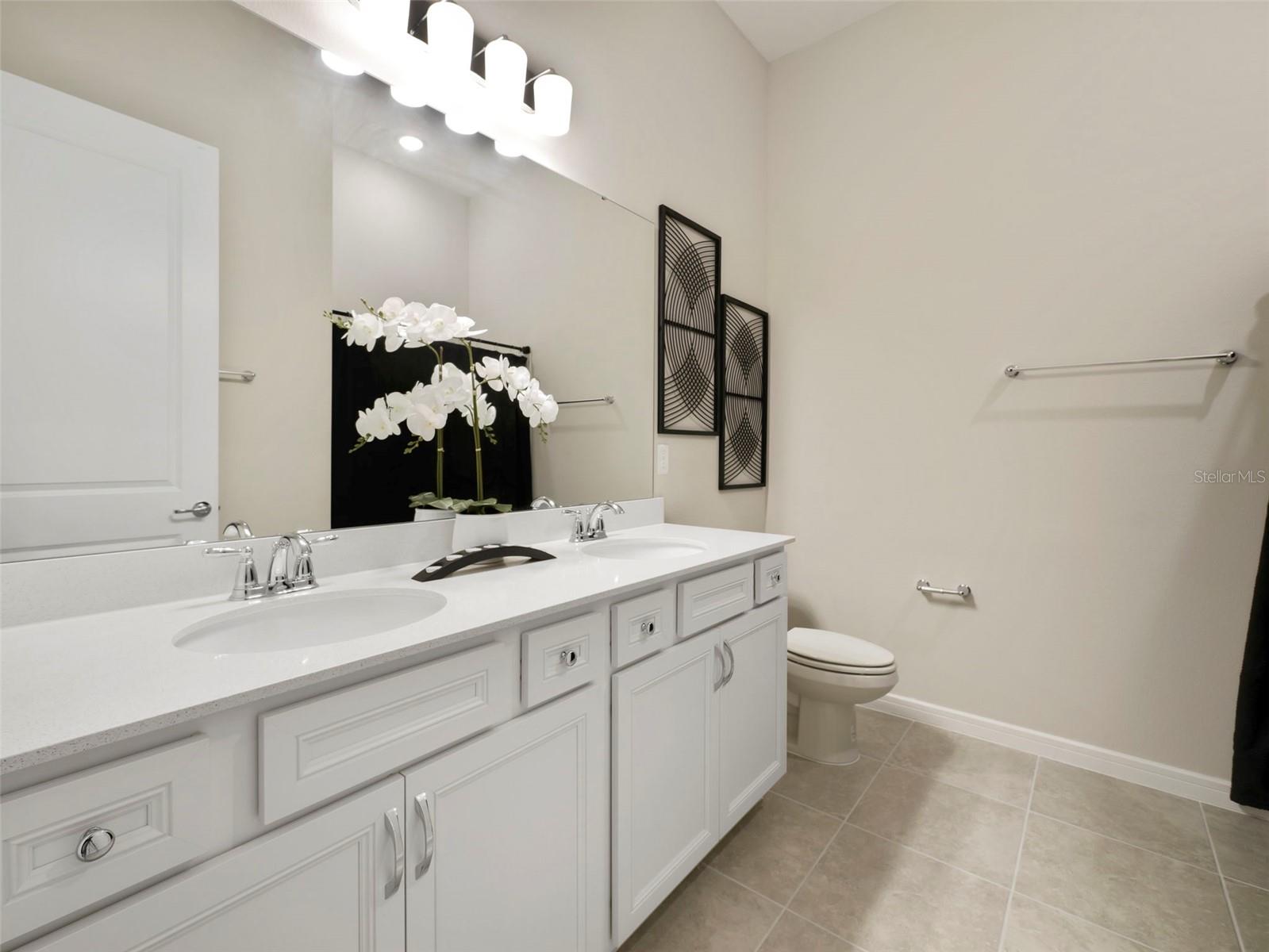 SAVANNAH PALMS - Residential