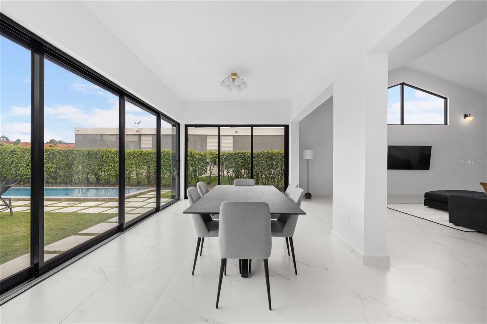 SABANERA DE DORADO - Residential
