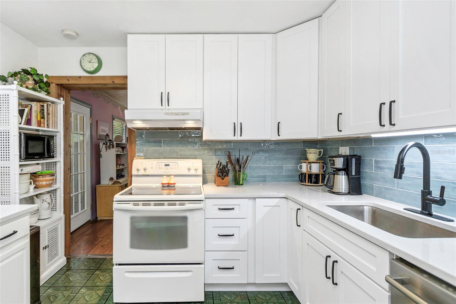 PASADENA ESTATES SEC H - Residential