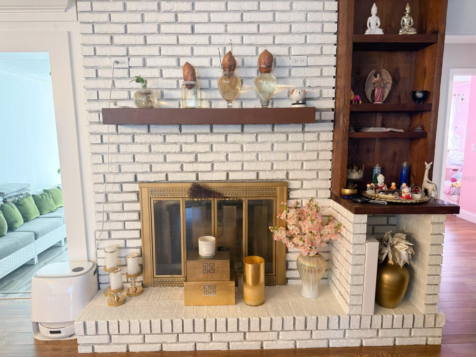 TIFFANY ACRES - Residential