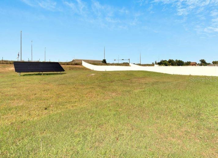 IMPERIAL OAKS PH 2 - Residential Lease