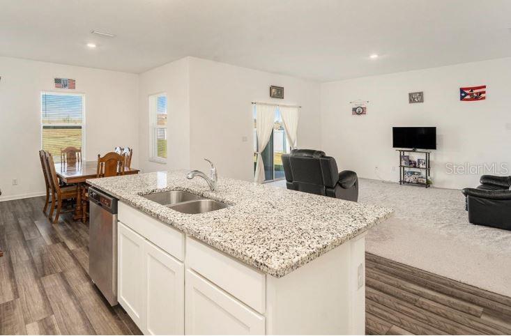 IMPERIAL OAKS PH 2 - Residential Lease